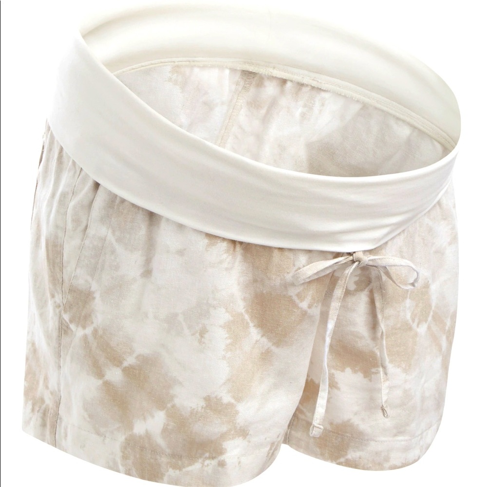 Neutral tie dye maternity shorts!